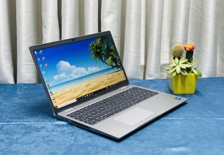 Dell Latitude 5520 i5 1135G7 8G 256G 15.6" A1