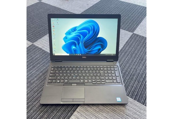 Dell Latitude E5590 i5 8250U 16G 1TB 14" A8 
